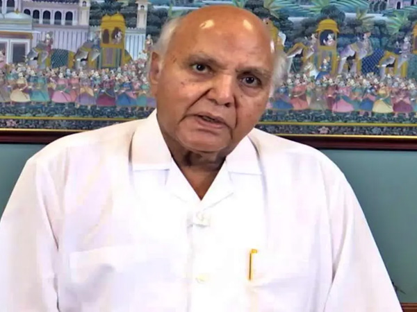Media moghal ramoji rao s inspirational career from small employee to padmabhushan awardee