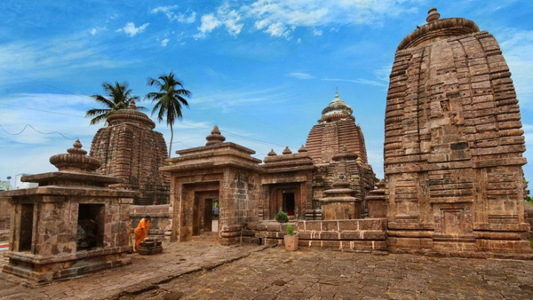 srikakulam district sri mukha lingeswara temple uniqueness