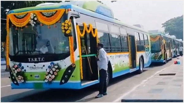 TGSRTC cuts monthly bus pass fare in Electric Green Metro Express buses