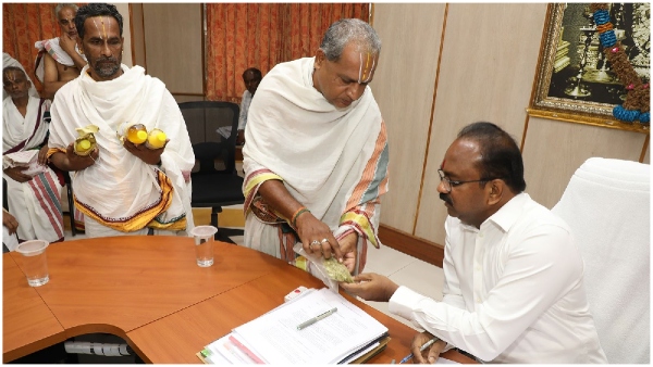 TTD EO Syamala Rao review on preparation of Laddu with Potu workers
