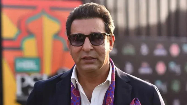 EK 601 flight to Dubai and then to the respective cities Wasim Akram slams Pakistan Cricket Team