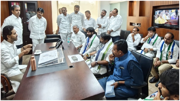 how ys jagan mohan reddy s first day last in ap assembly