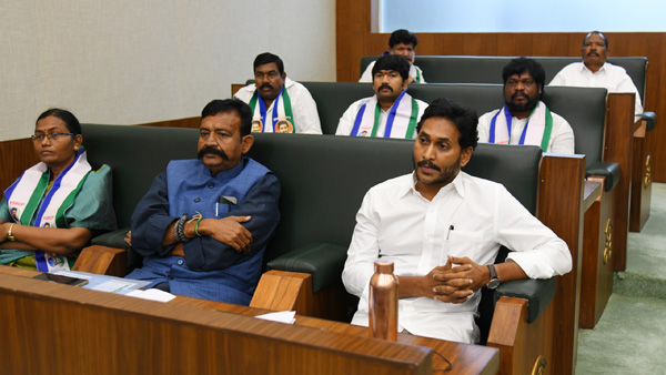 ysrcp to boycott today s assembly session amid speaker election party office demolitions