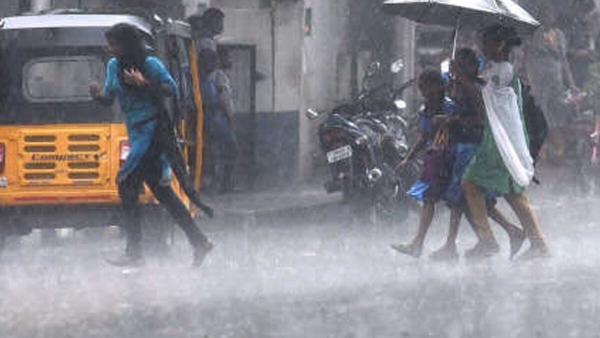 Next five days heavy rains in telangana alert for these districts
