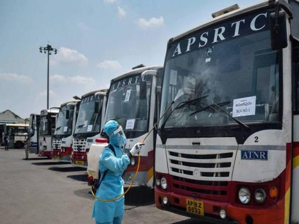 Chandrababu Naidu inquired the details of Free Bus scheme for women with Revanth Reddy Chandrababu Naidu inquired the details of Free Bus scheme for women with Revanth Reddy