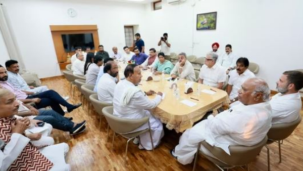 4 CMs to boycott NITI Aayog meeting over discriminatory Budget