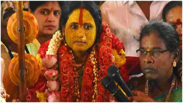 Matangi Swarnalata said Bhavishya vani in rangam in Ujjaini Mahankali Lashkar Bonalu Matangi Swarnalata said Bhavishya vani in rangam in Ujjaini Mahankali Lashkar Bonalu