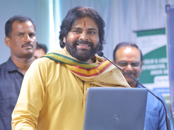 Conspiracy to kill Pawan Kalyan reasons Behind the warnings of central intelligence agencies Conspiracy to kill Pawan Kalyan reasons Behind the warnings of central intelligence agencies