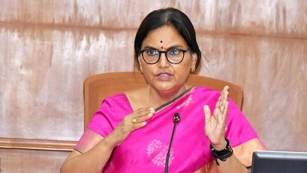 CS Shanti Kumari review on heavy rains key orders to districts officials