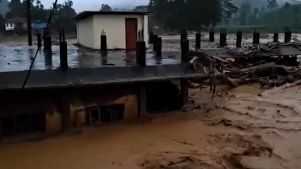 Kerala landslineds death toll rises to 42