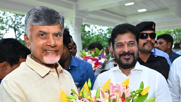 telananga cm revanth reddy heary welcome to Andhra counterpart Chandrababu meeting begins telananga cm revanth reddy heary welcome to Andhra counterpart Chandrababu meeting begins