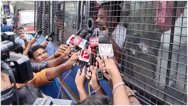 TGPSC siege created tension in Hyderabad Checkings and arrests of unemployees