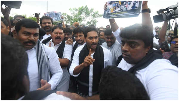 YS Jagan lashes out at NDA govt in Andhra Pradesh