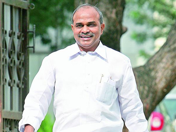 CM Chandrababu orders to complete the works of Handri Neeva scheme