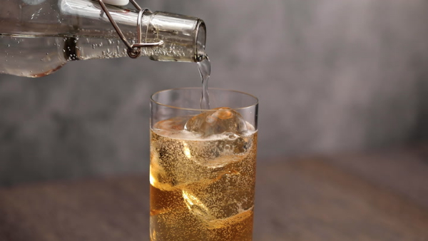 Disadvantages of drinking soda mixed with alcohol