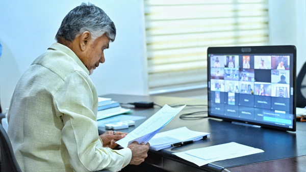 Chandrababu Naidu will review on Free travel for women in APSRTC buses today Chandrababu Naidu will review on Free travel for women in APSRTC buses today