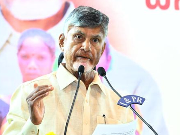 AP CM Chandrababu Naidu to meet TDP Telangana leaders today