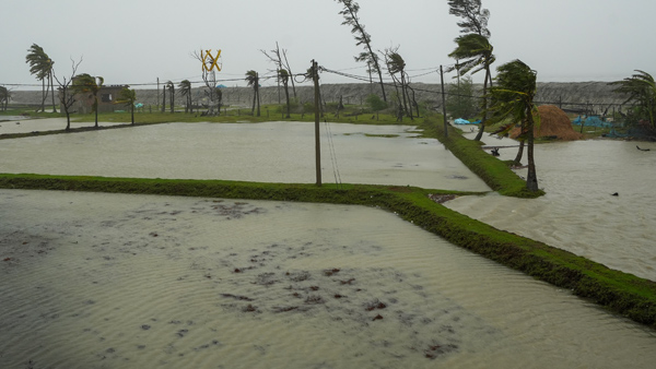 Cyclone is to form over the North Arabian Sea off the Gujarat coast in next 24 hours Cyclone is to form over the North Arabian Sea off the Gujarat coast in next 24 hours