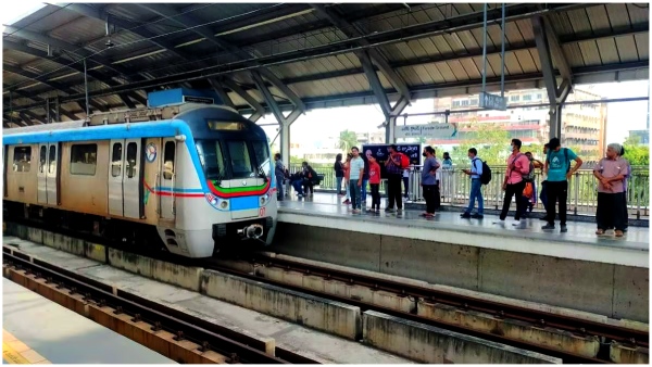 Hyderabad Metro planning for introduce bus service stations for passengers