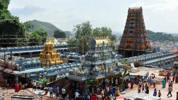 Vijayawada Kanakadurgamma temple has huge income Vijayawada Kanakadurgamma temple has huge income