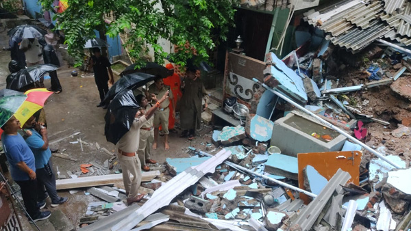 six people rescued from landslide in Vijayawada cm alerts officials on heavy rains