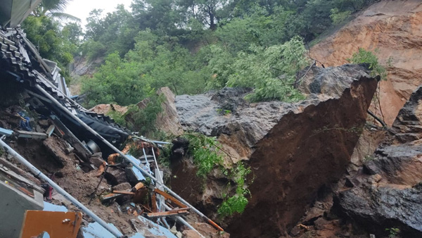 six people rescued from landslide in Vijayawada cm alerts officials on heavy rains