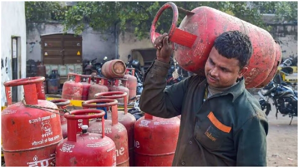 Under the Ujwal scheme the central government is providing a subsidy of Rs 300 on the cylinder Under the Ujwal scheme the central government is providing a subsidy of Rs 300 on the cylinder