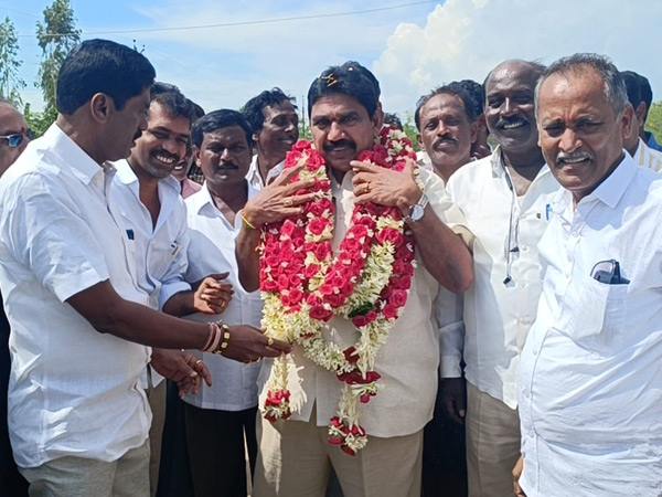 shock for ys jagan Pithapuram Ex MLA pendem dorababu resigned key announcement on jagan shock for ys jagan Pithapuram Ex MLA pendem dorababu resigned key announcement on jagan