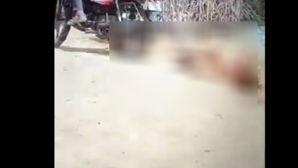 A husband tied his wife to the bike and dragged her assault on the road Shocking video A husband tied his wife to the bike and dragged her assault on the road Shocking video