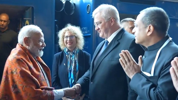 Why PM Modi travel Train Force One to reach Kyiv instead of Air India One Why PM Modi travel Train Force One to reach Kyiv instead of Air India One