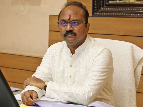 EO Shyamala Rao Key suggestion for Devotees who allotted time slots on SED and SSD