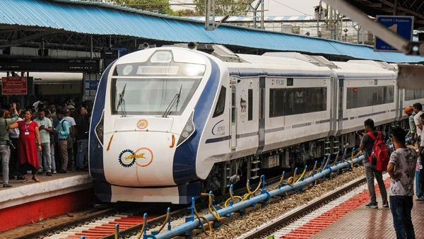 Visakhapatnam-Secunderabad Vande Bharat Express schedule has been revised from today