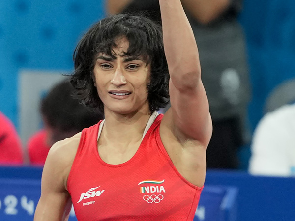 Vinesh Phogat announced her retirement after being disqualified from the Olympics