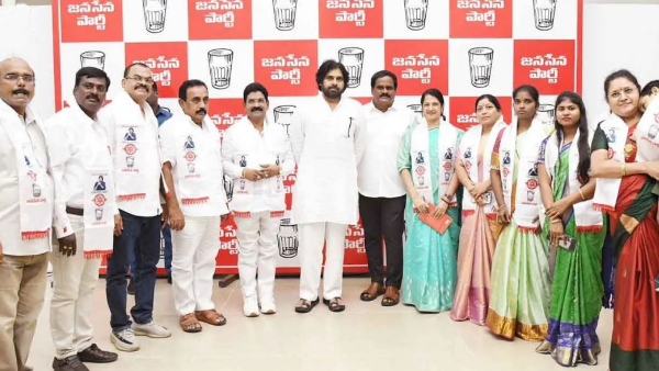 Visakha YCP Corporators Joins Janasena