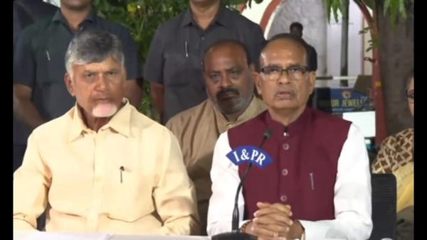 Center will stand by Andhra Pradesh Shivraj Singh Chauhan Praises on Chandrababu Center will stand by Andhra Pradesh Shivraj Singh Chauhan Praises on Chandrababu
