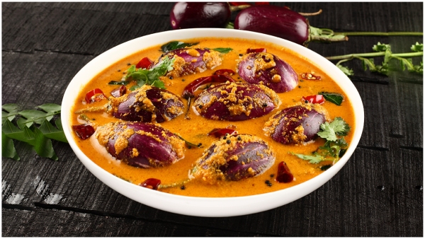 Are you eating brinjal people suffering with these health issues should not eat brinjal