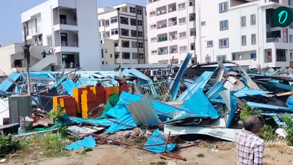 Hydra demolishes illegal constructions at Nalla Cheruvu in KukatPalli Hyderabad Hydra demolishes illegal constructions at Nalla Cheruvu in KukatPalli Hyderabad