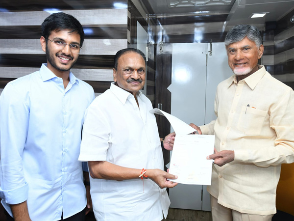 Huge donations from Tollywood and Business people to AP CMRF for Flood Relief operations