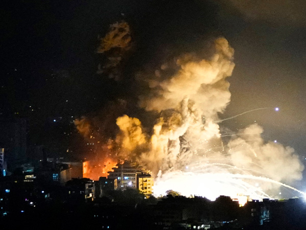 Lebanon launches an attack on Israel following the assassination of Hassan Nasrallah Lebanon launches an attack on Israel following the assassination of Hassan Nasrallah