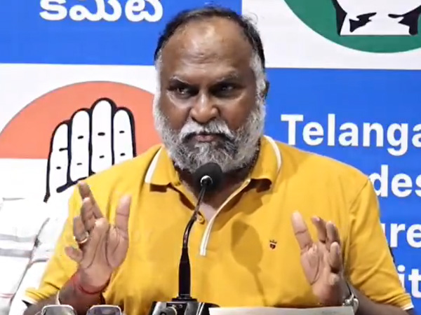 Telangana congress leader jaggareddy satires on kcr with rk roja s fish soup Telangana congress leader jaggareddy satires on kcr with rk roja s fish soup