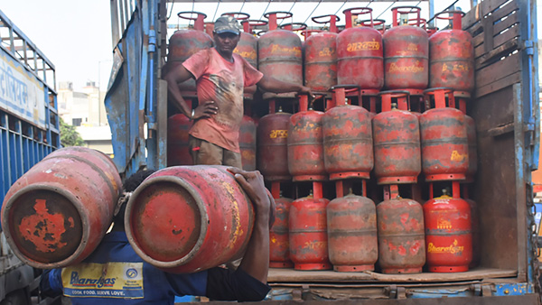 AP government to release guidelines for implementation of free gas cylinders scheme
