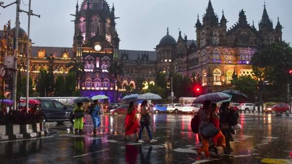 Mumbai experienced over 200mm of rain in five hours IMD issues red alert