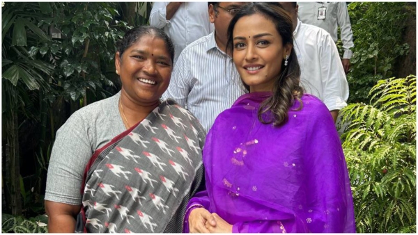 Hero Mahesh Babu s wife Namrata met Minister Seethakka