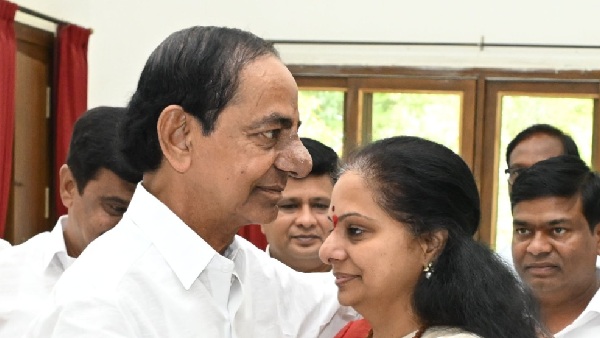 KCR is planning a grand political re-entry of Kavitha on bathukamma festival
