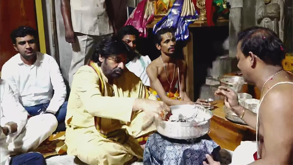 Pawan Kalyan has arrived Lord Venkateswara Swamy Temple to take Prayaschitta Deeksha
