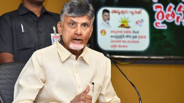 ACB officials arrested former MD of Andhra Pradesh Mines Department Venkata Reddy