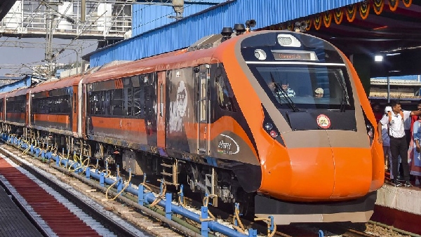 Stones were pelted at new Durg-Visakhapatnam Vande Bharat Express train in Chhattisgarh