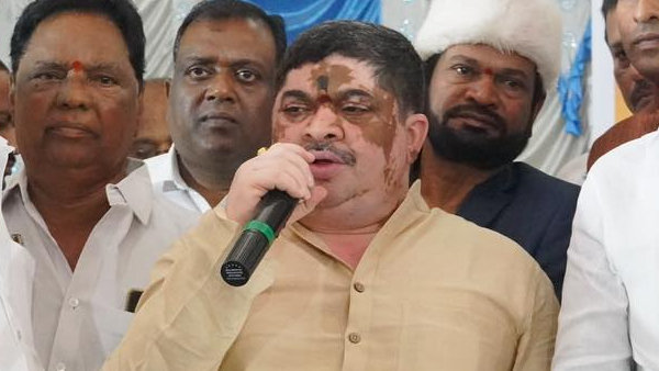 Minister Ponnam Prabhakar said not to create differences between Telangana and Andhra Pradesh