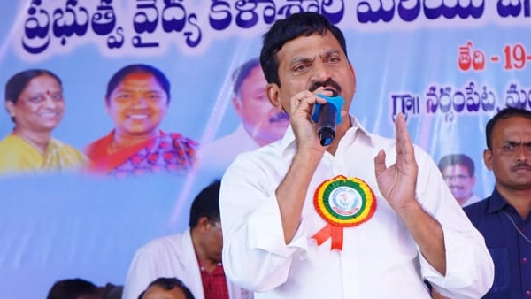 ED officials carried out searches in Minister Ponguleti Srinivas Reddy s residence in Hyderabad ED officials carried out searches in Minister Ponguleti Srinivas Reddy s residence in Hyderabad