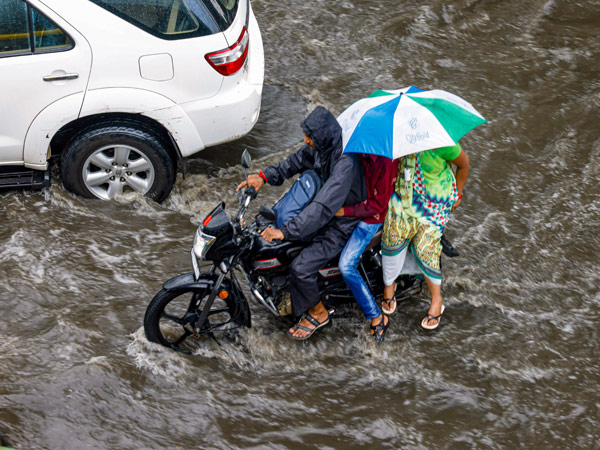 A Cyclone crossed the coast near Kalingapatnam in North Andhra and South Odisha A Cyclone crossed the coast near Kalingapatnam in North Andhra and South Odisha